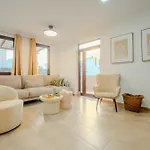 Tania Luxury Vila *
