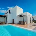 Tania Luxury 플라야블랑카
