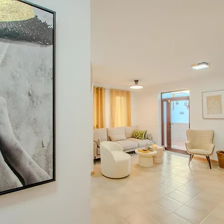 Tania Luxury וילה