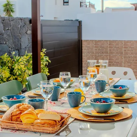 Tania Luxury פלאיה בלנקה
